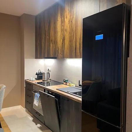 K-district Charlie بلغراد